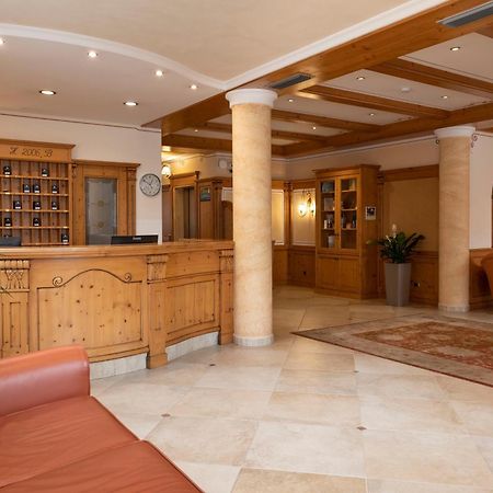 Beverly Alps Hotel & Spa 핀졸로 외부 사진