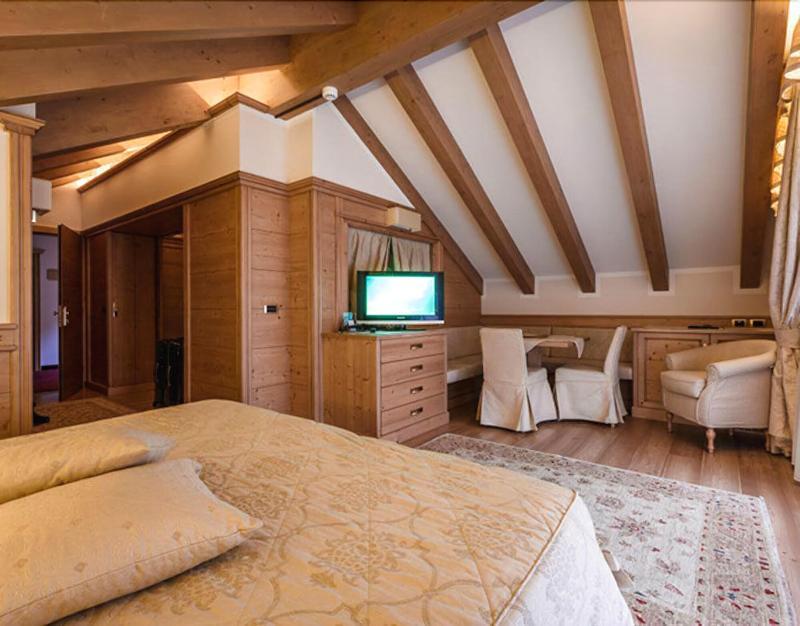 Beverly Alps Hotel & Spa 핀졸로 외부 사진