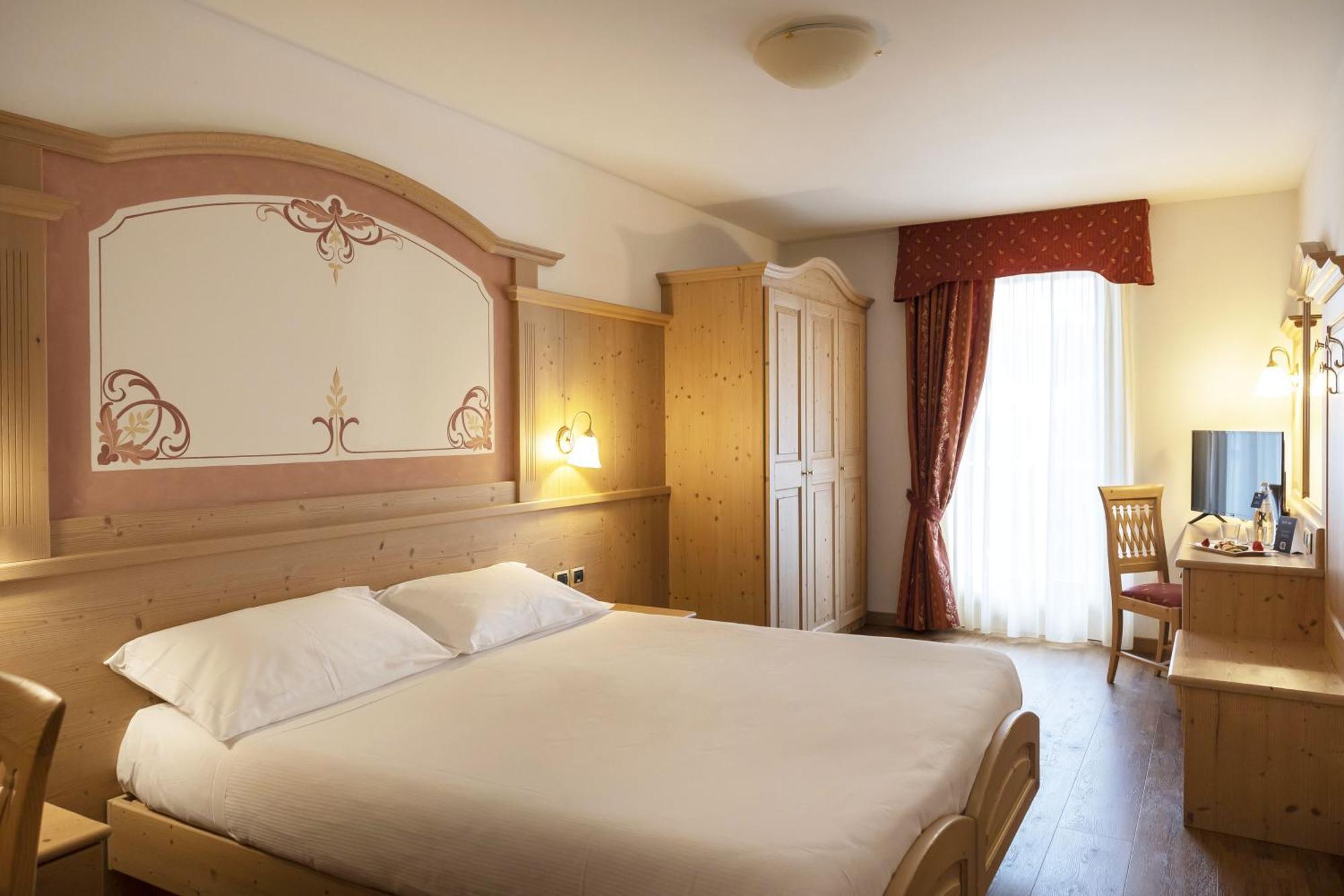 Beverly Alps Hotel & Spa 핀졸로 외부 사진