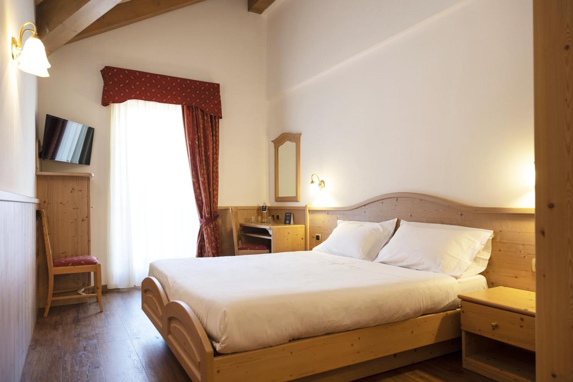 Beverly Alps Hotel & Spa 핀졸로 외부 사진